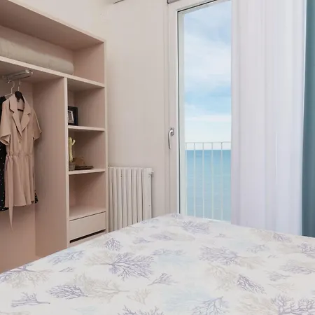 Hotel Hotiday Lungomare